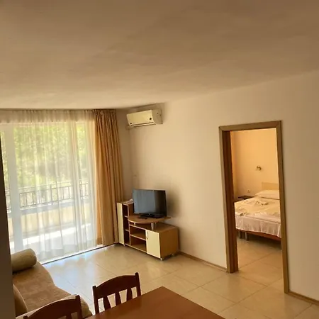 Apart-hotel Hills - Official