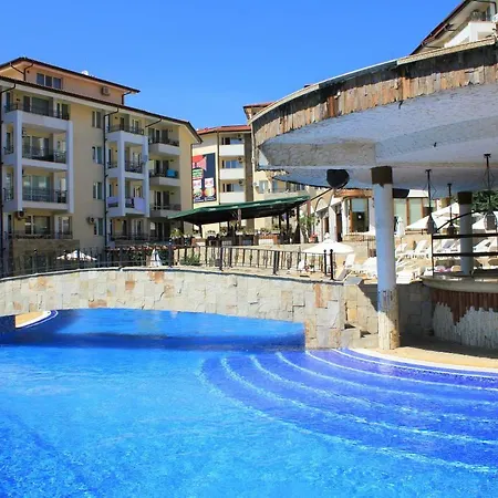 Hills - Official Lejlighedshotel 2*